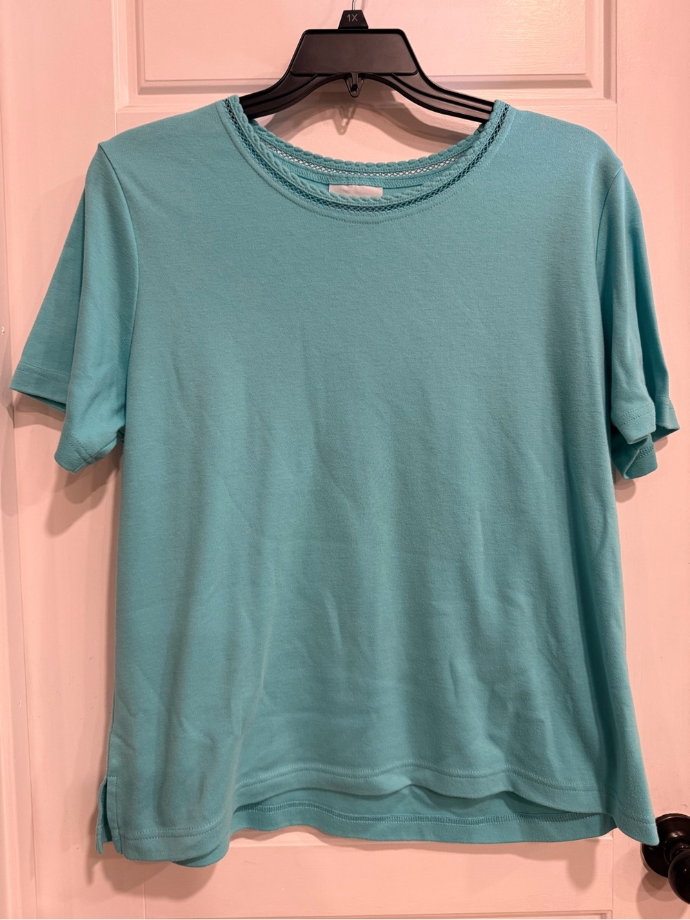BonWorth Women’s Large Aqua Blue Crochet Trim Short Sleeve Top Cotton Blend